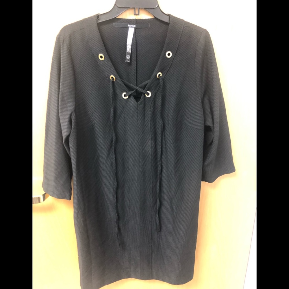 ☀️3/$15☀️ Kenzie black shift dress Size Large